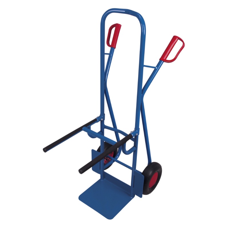 Stalen stoelensteekwagen